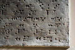 Describe the Sumerian writing system and its uses